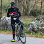 XTech Q-SKIN cycling socks for spring riding