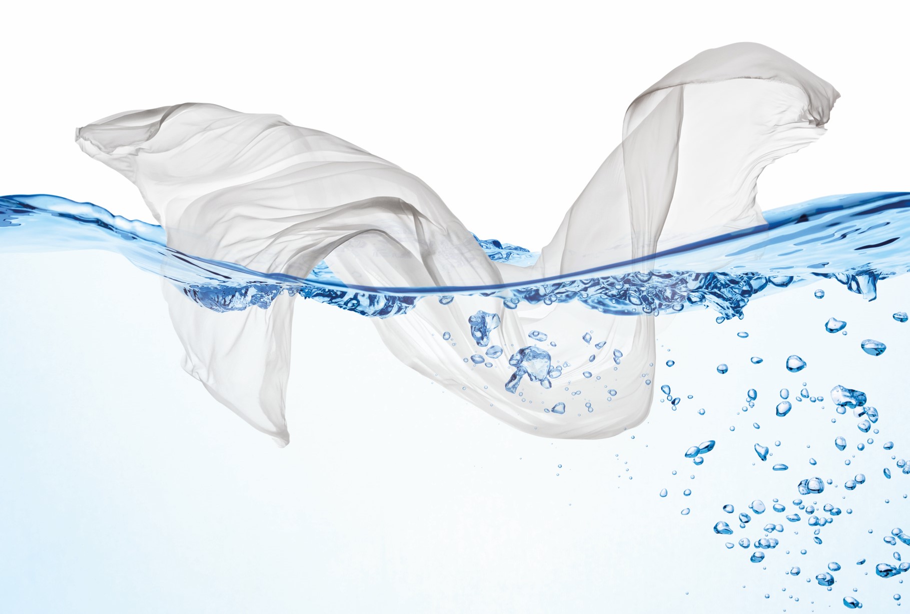 fabric featuring fresh2SKIN cooling technology 