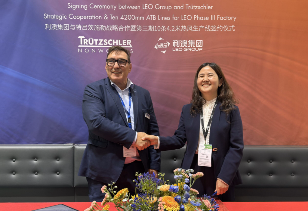 Trützschler and Fujian Leo Group signing strategic agreement for 10 new ATB nonwoven production lines in Geneva